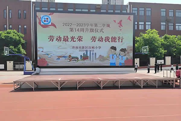 16米寬*4.8米高的舞臺(tái)，LED顯示屏尺寸多大好？